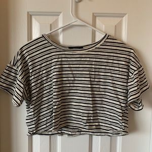 striped short sleeve crop